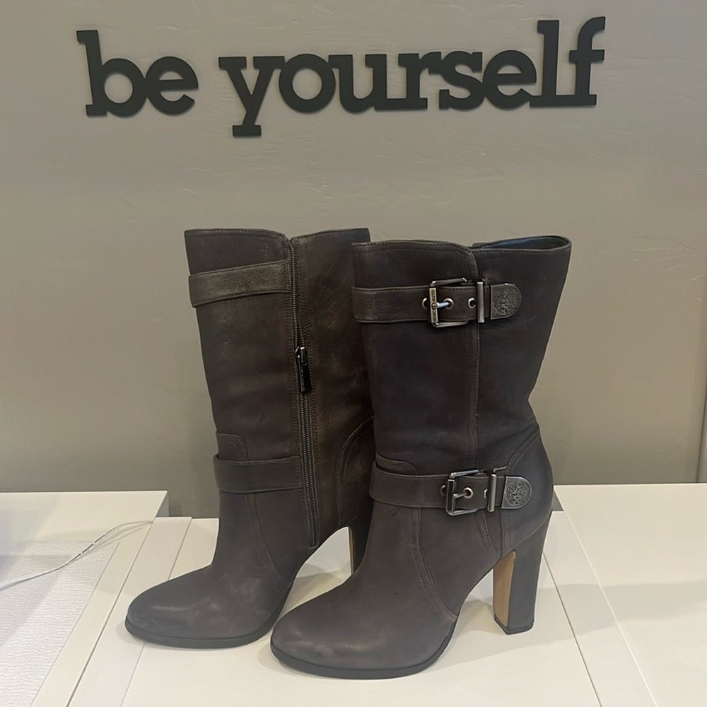 Vince Camuto Callison boot (8M) - Picture 2 of 15